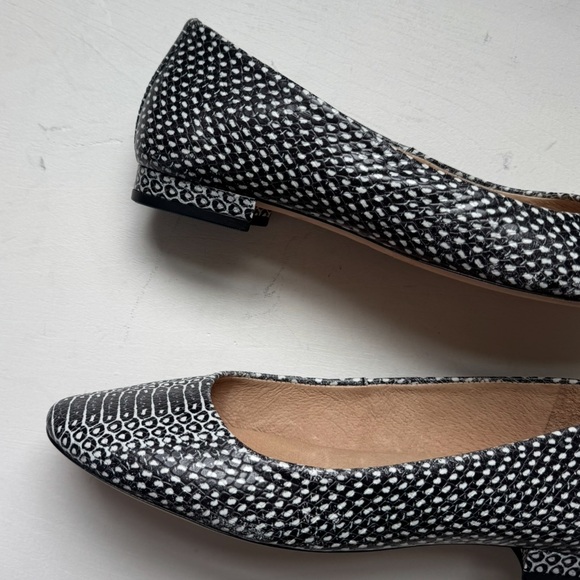 Antonio Melani Vintal Genuine Leather Reptile Print Flats - Picture 5 of 12